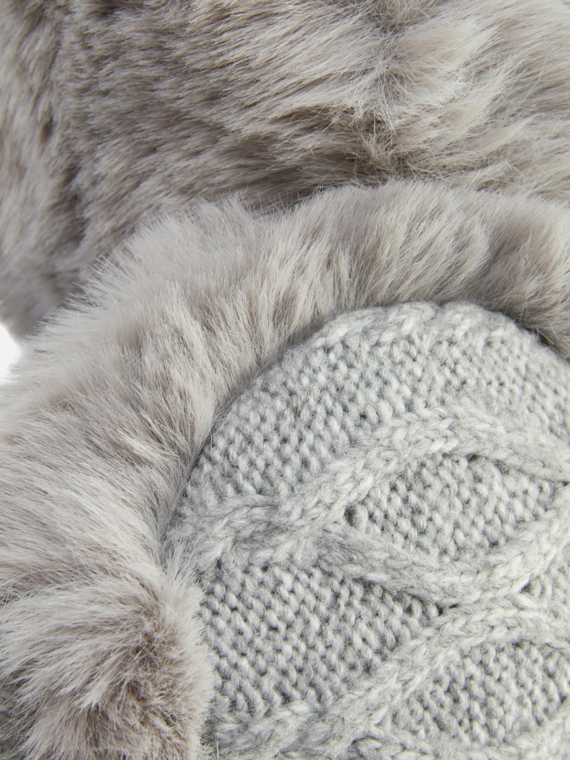 Cable Knit Earmuffs