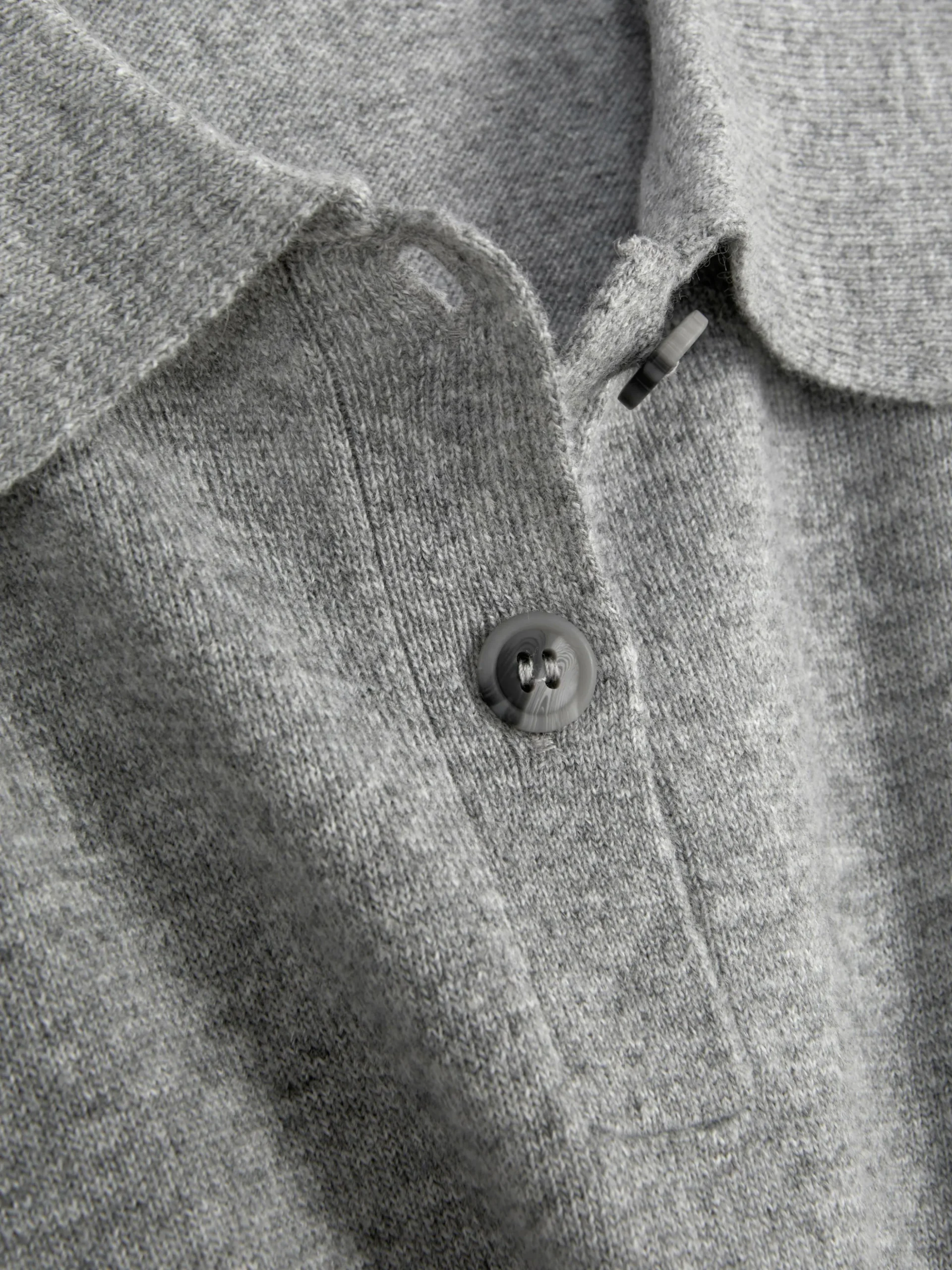 Collared Long Sleeve Knit Top