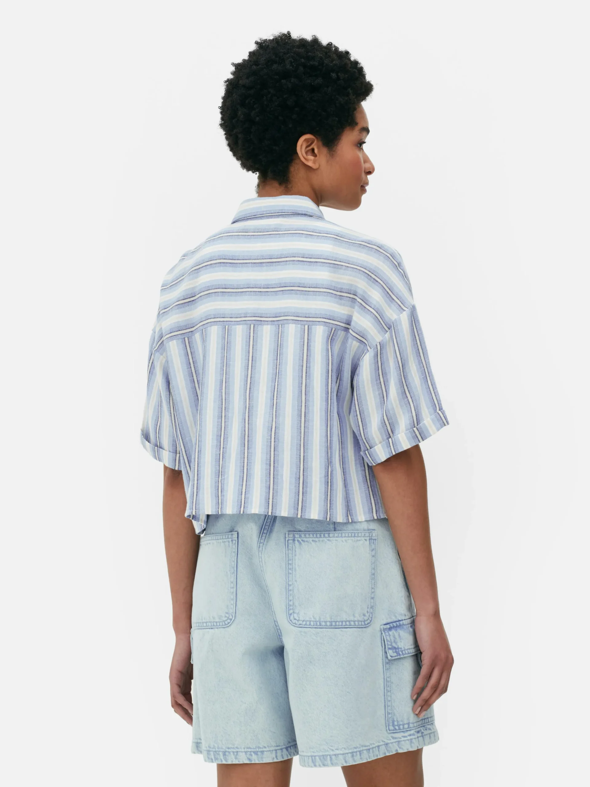 Cropped Boxy Short Sleeve Shirt