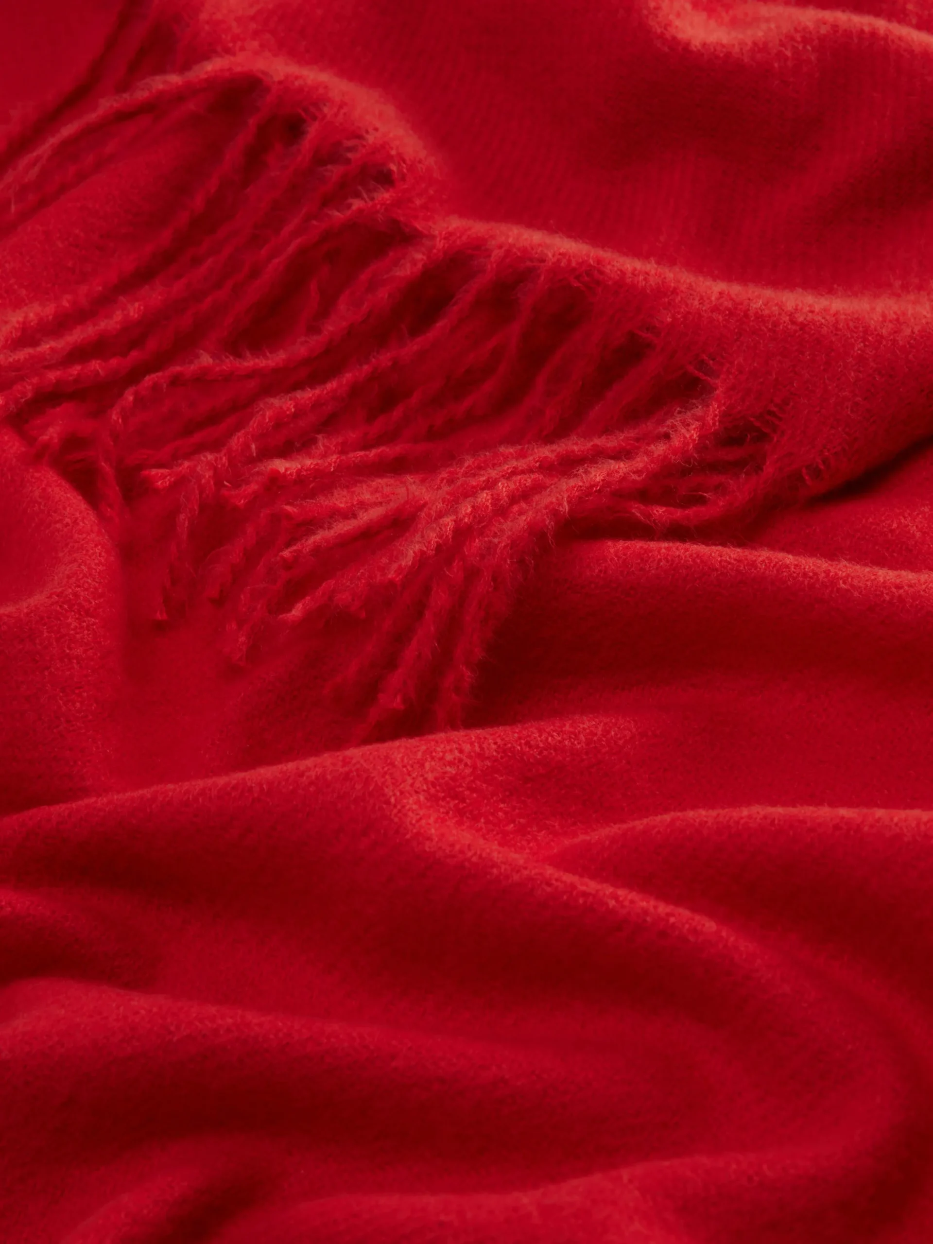 Essential Tassel Edge Scarf