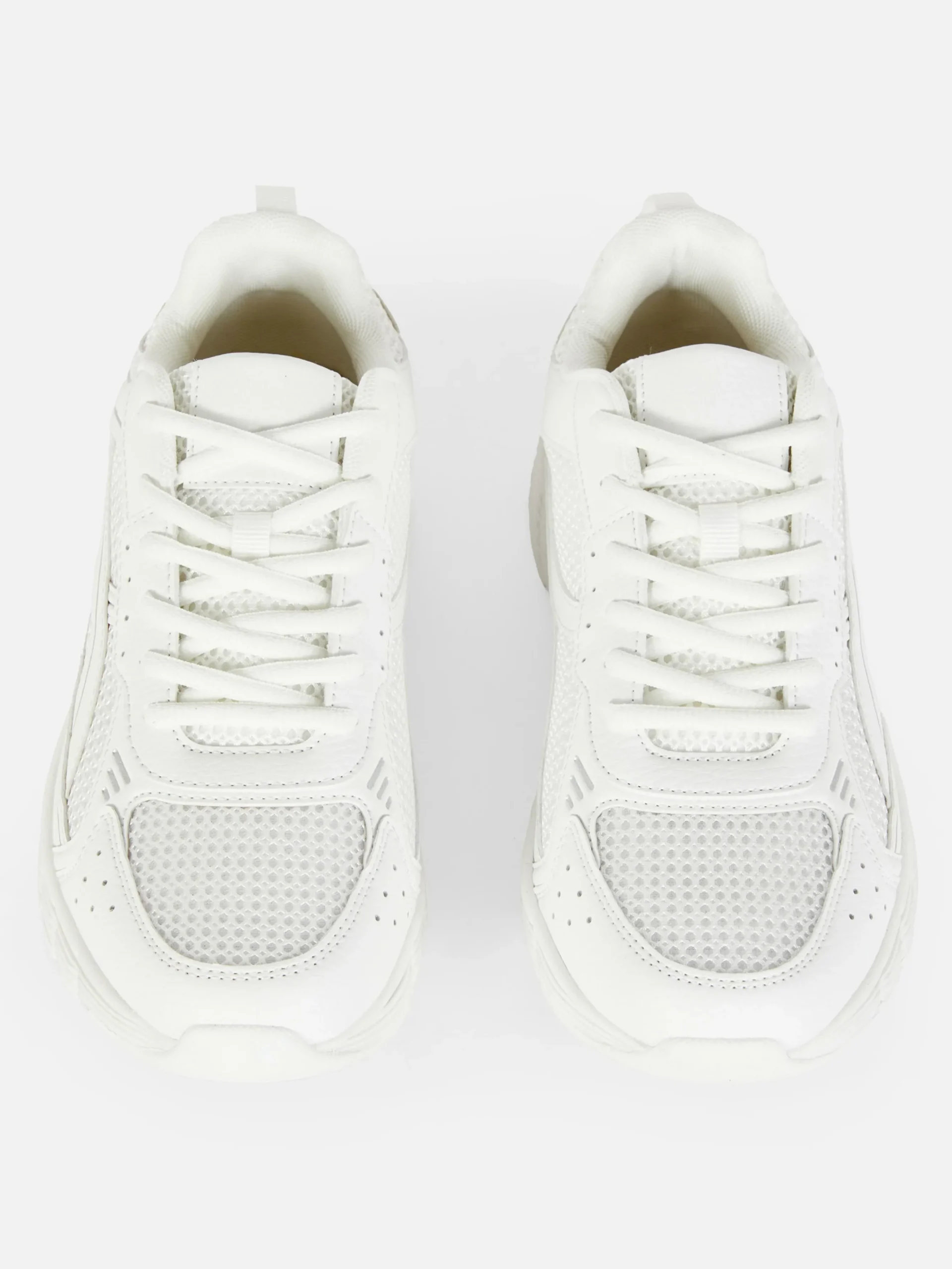 Mesh Panel Sports Sneakers