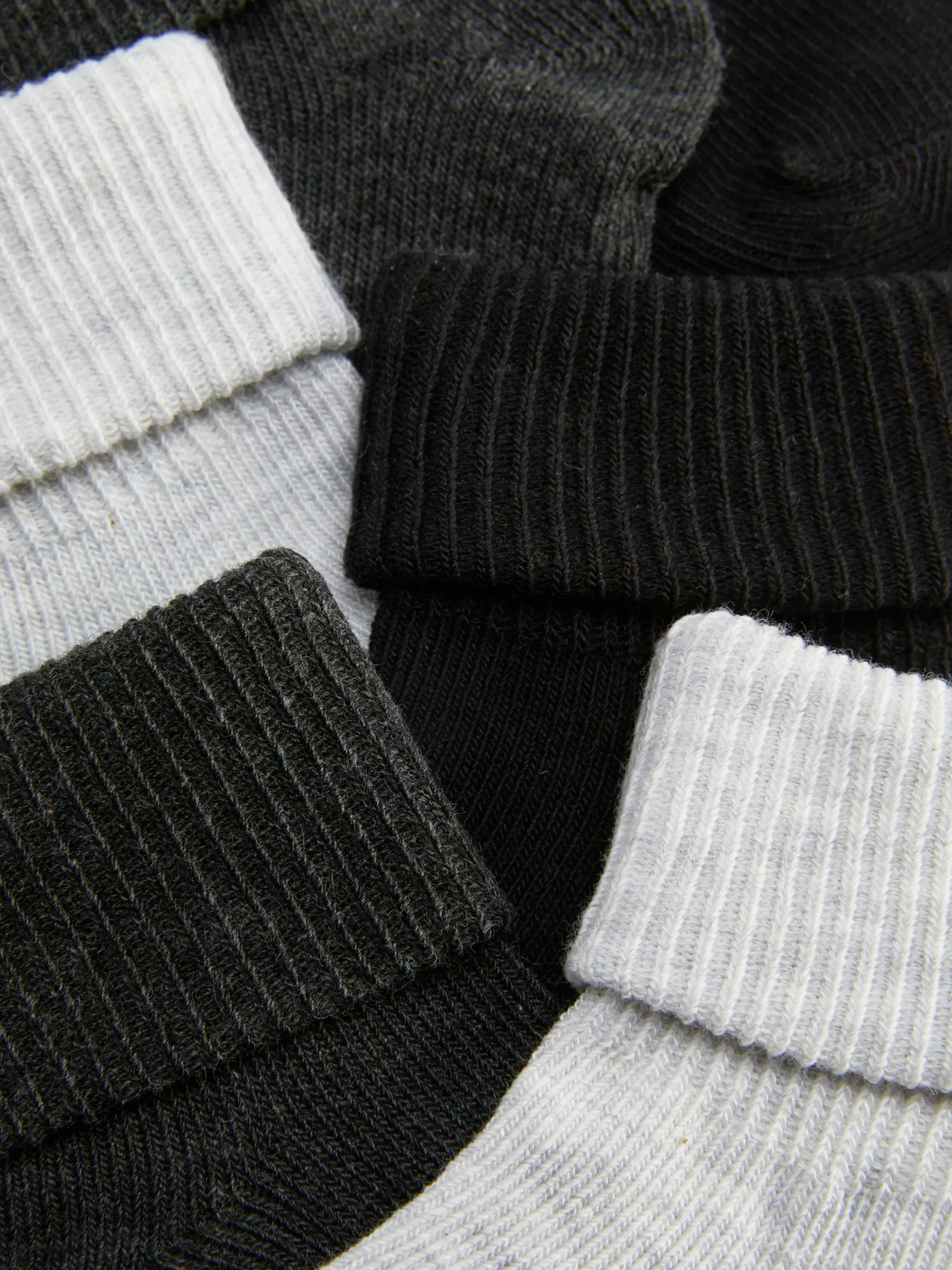 5-Pack Essential Ribbed Socks