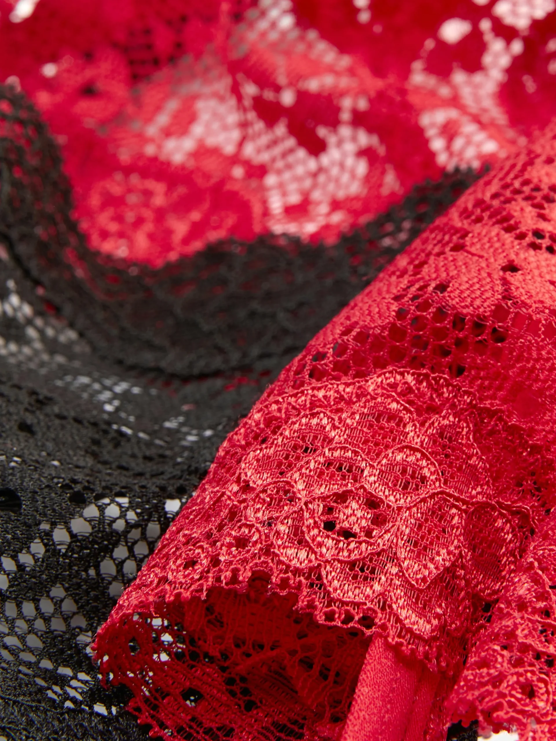 3-Pack Lace G-String Thongs
