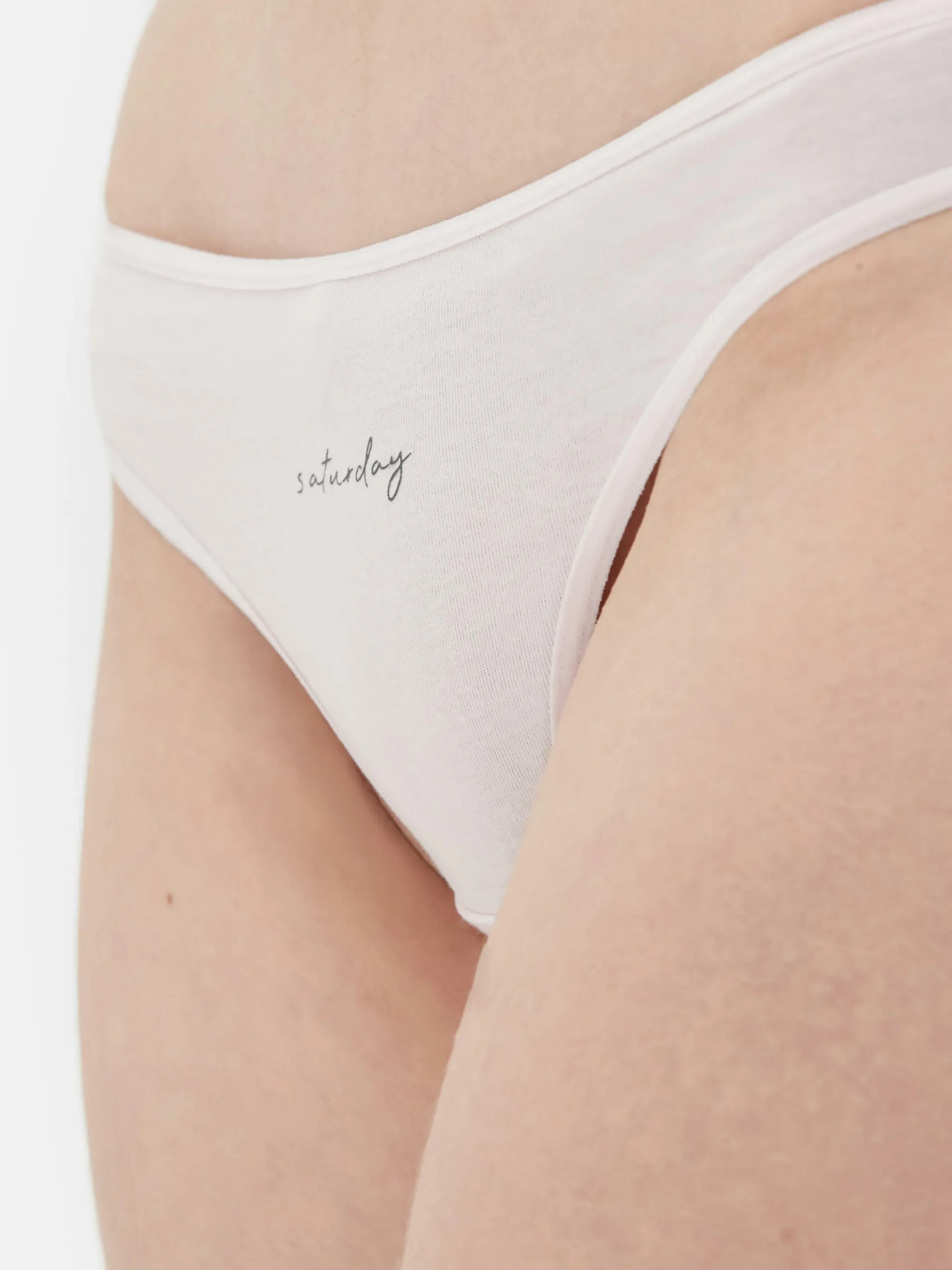 7-Pack Weekday Thongs