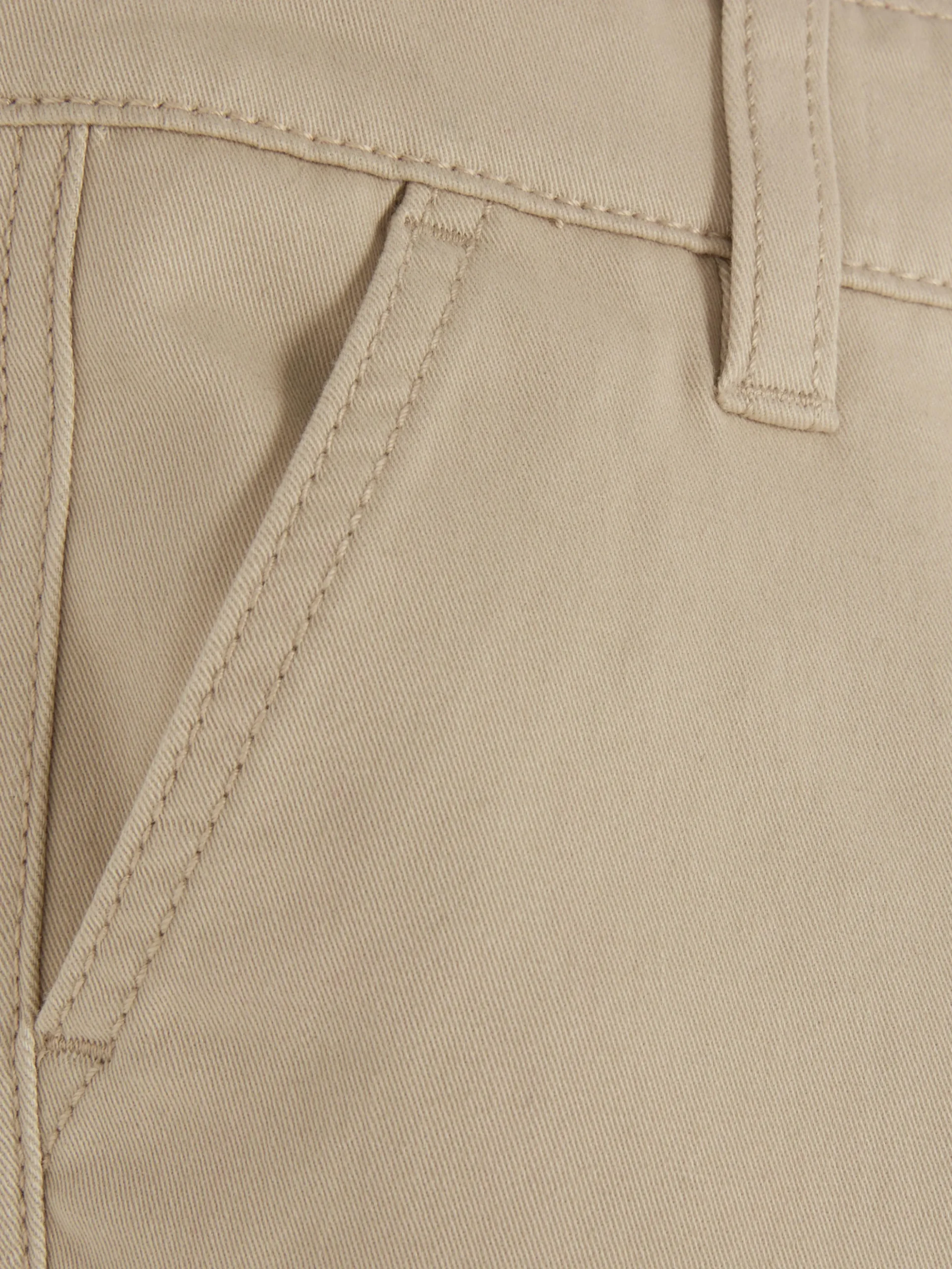 Regular Fit Chinos