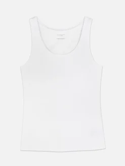 Scoop Neck Stretch Vest