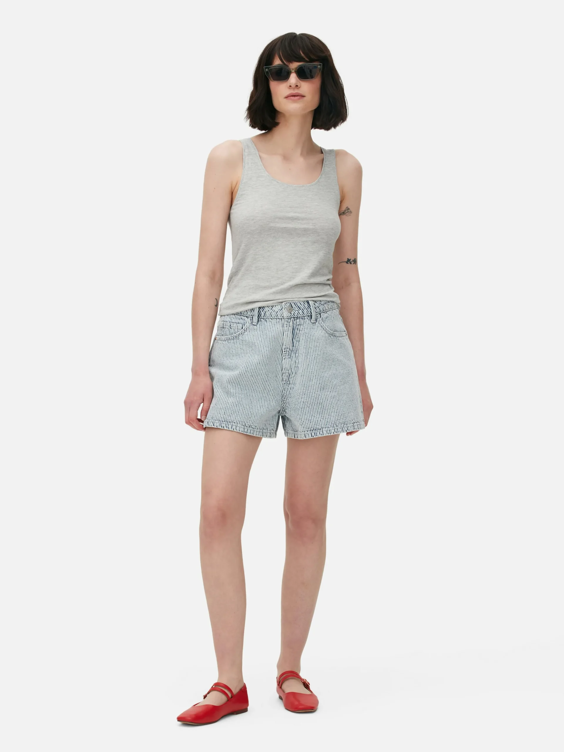 Stretch Scoop Neck Tank